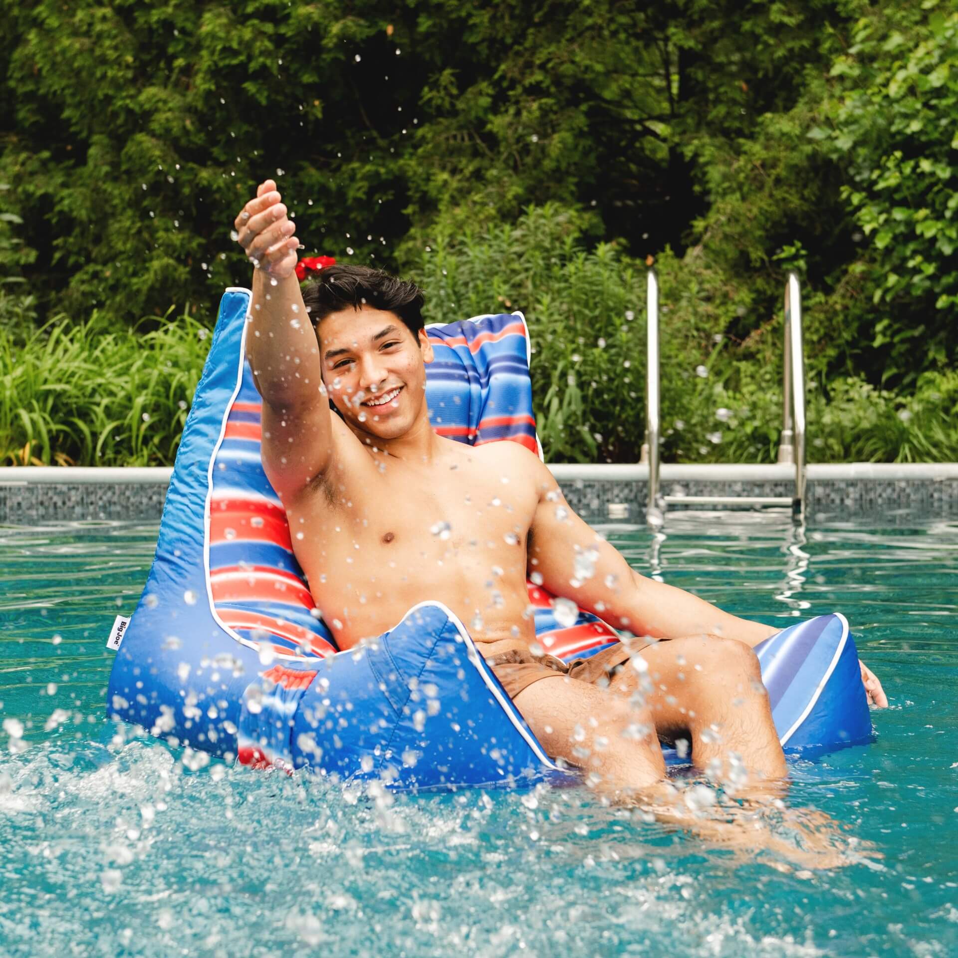 Captain's Pool Float - Image 8