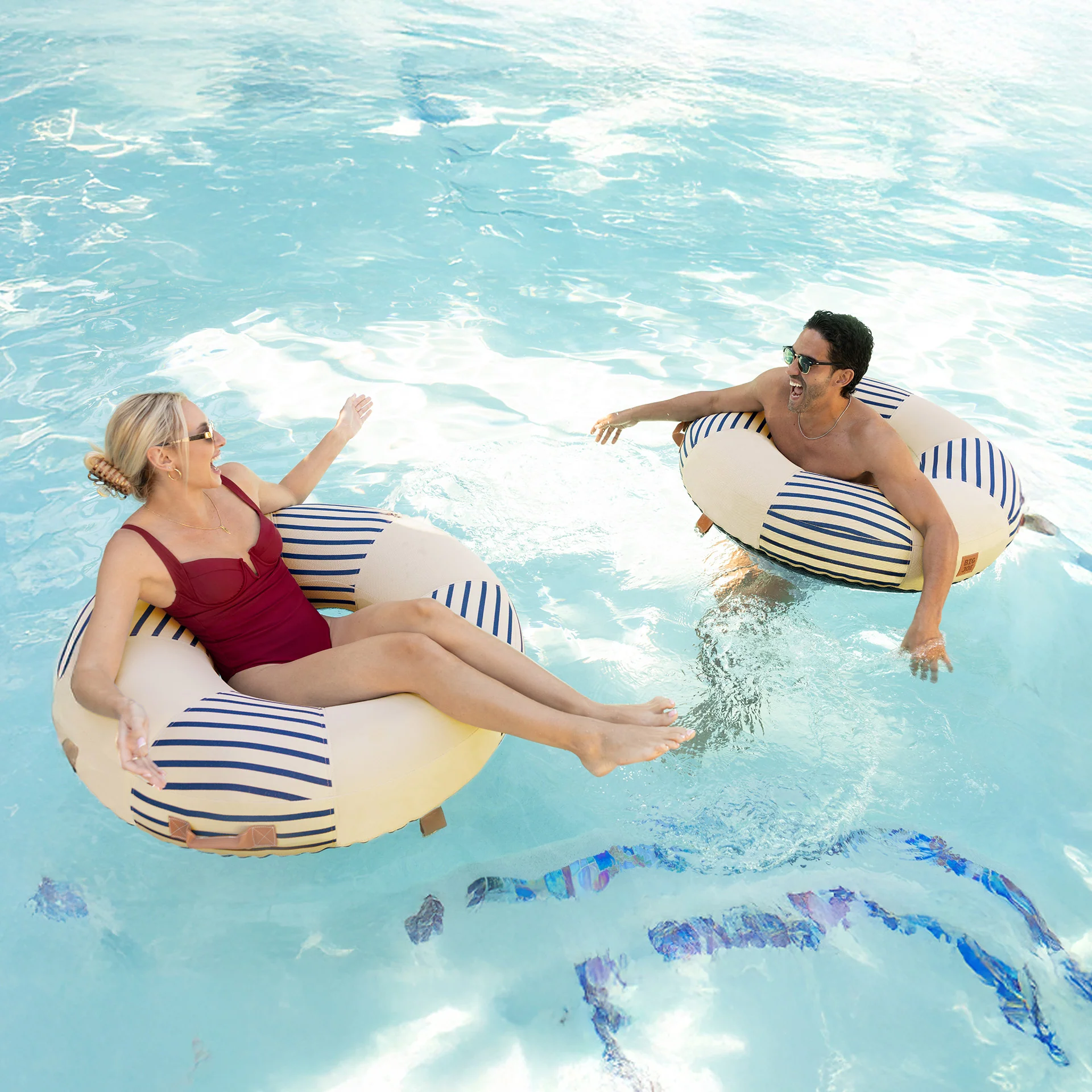 Lux Inflatable Ring - Image 14